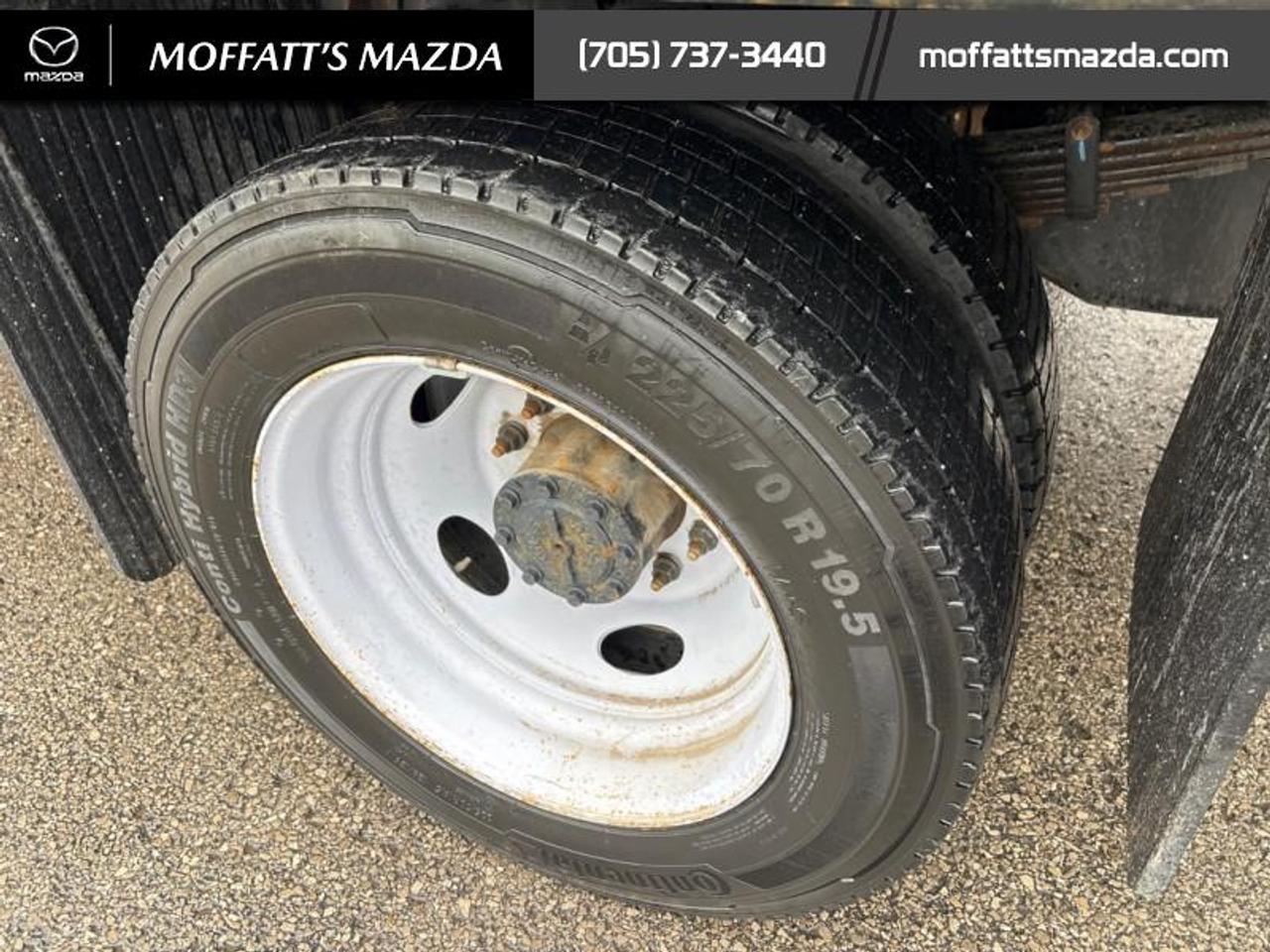 2023 Ford SUPER DUTY F-550 DRW XL Photo
