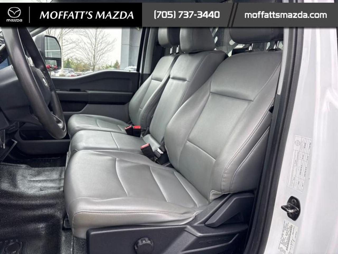 2023 Ford SUPER DUTY F-550 DRW XL Photo