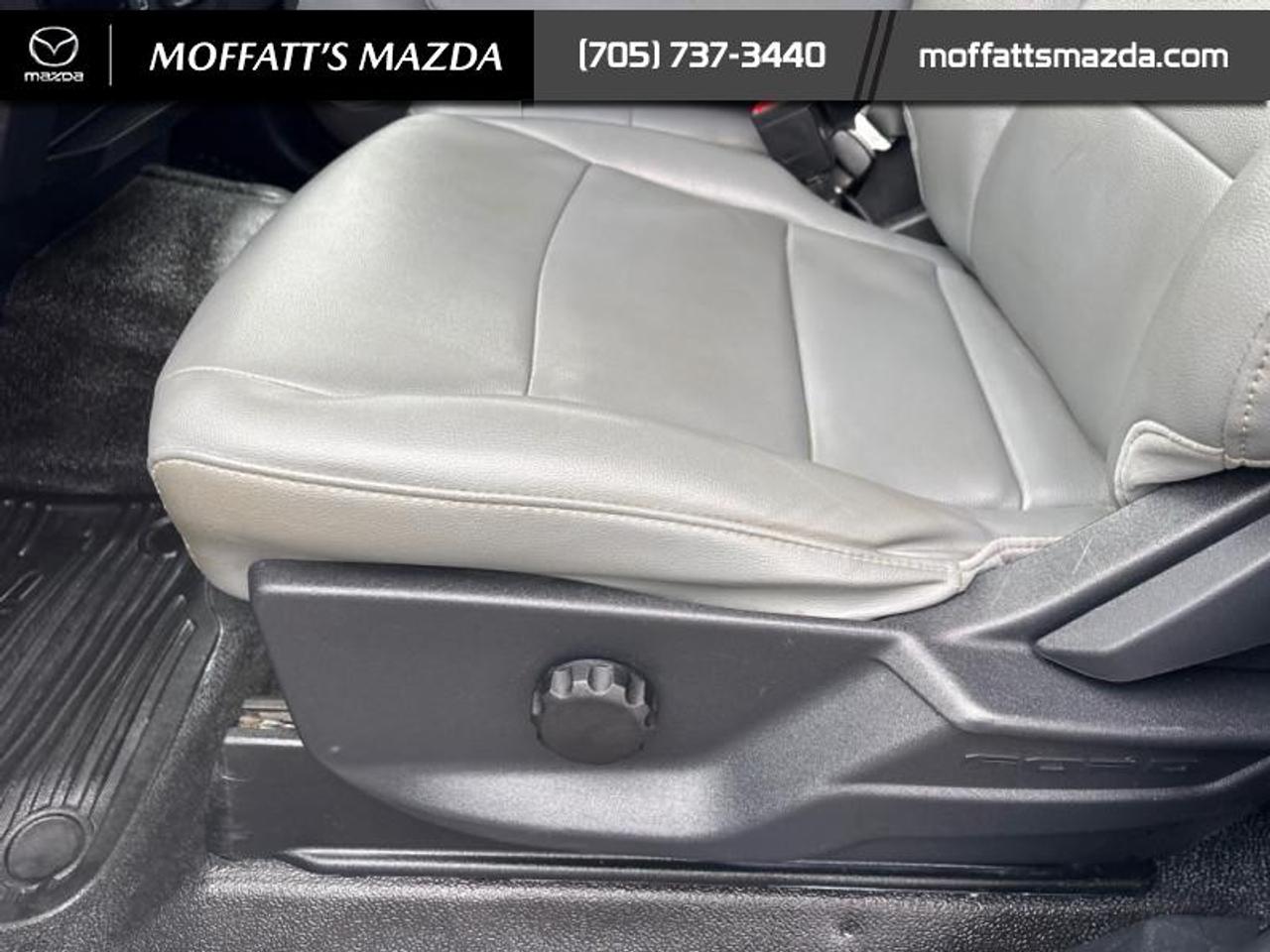 2023 Ford SUPER DUTY F-550 DRW XL Photo