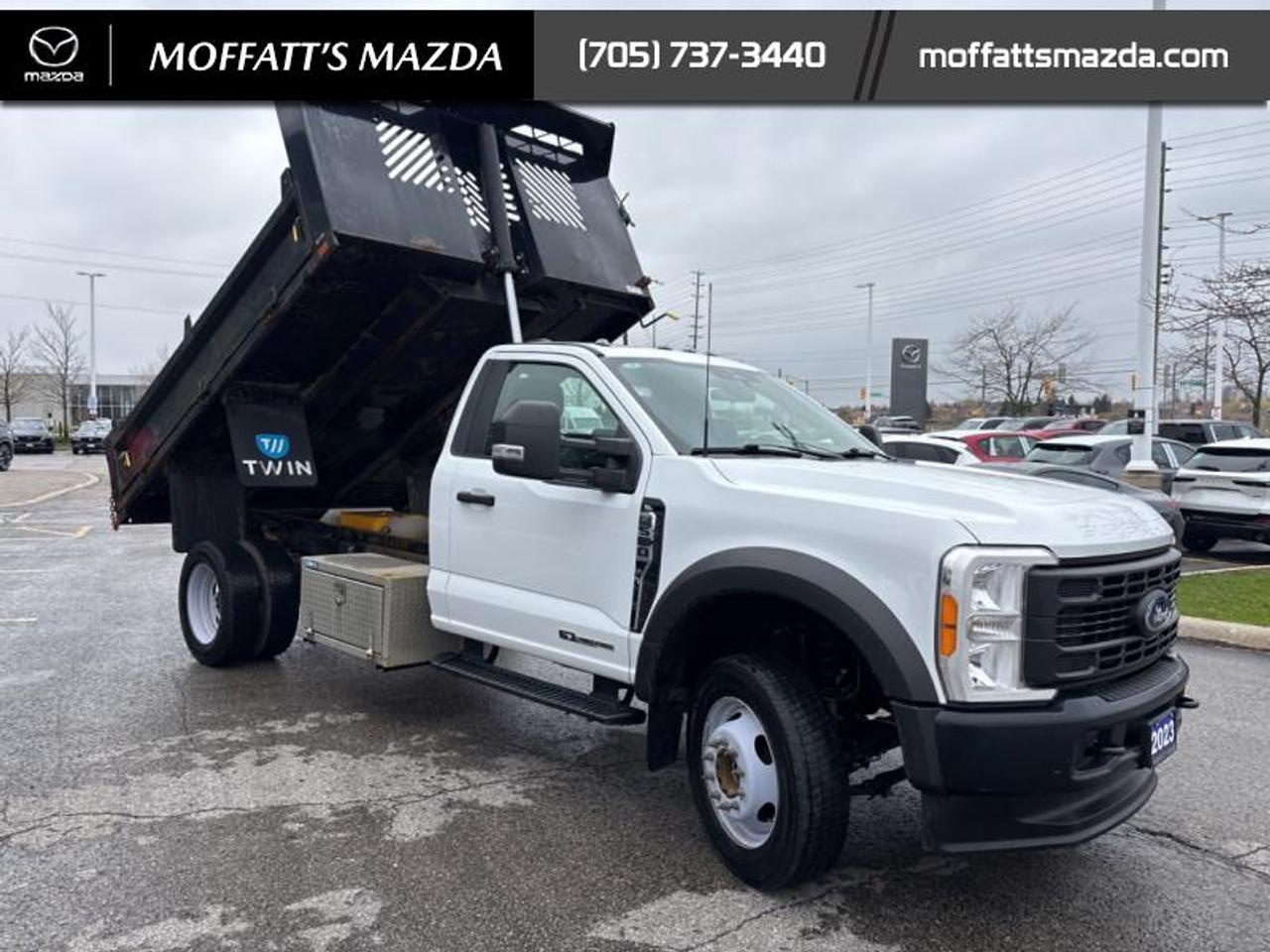 2023 Ford SUPER DUTY F-550 DRW XL Photo