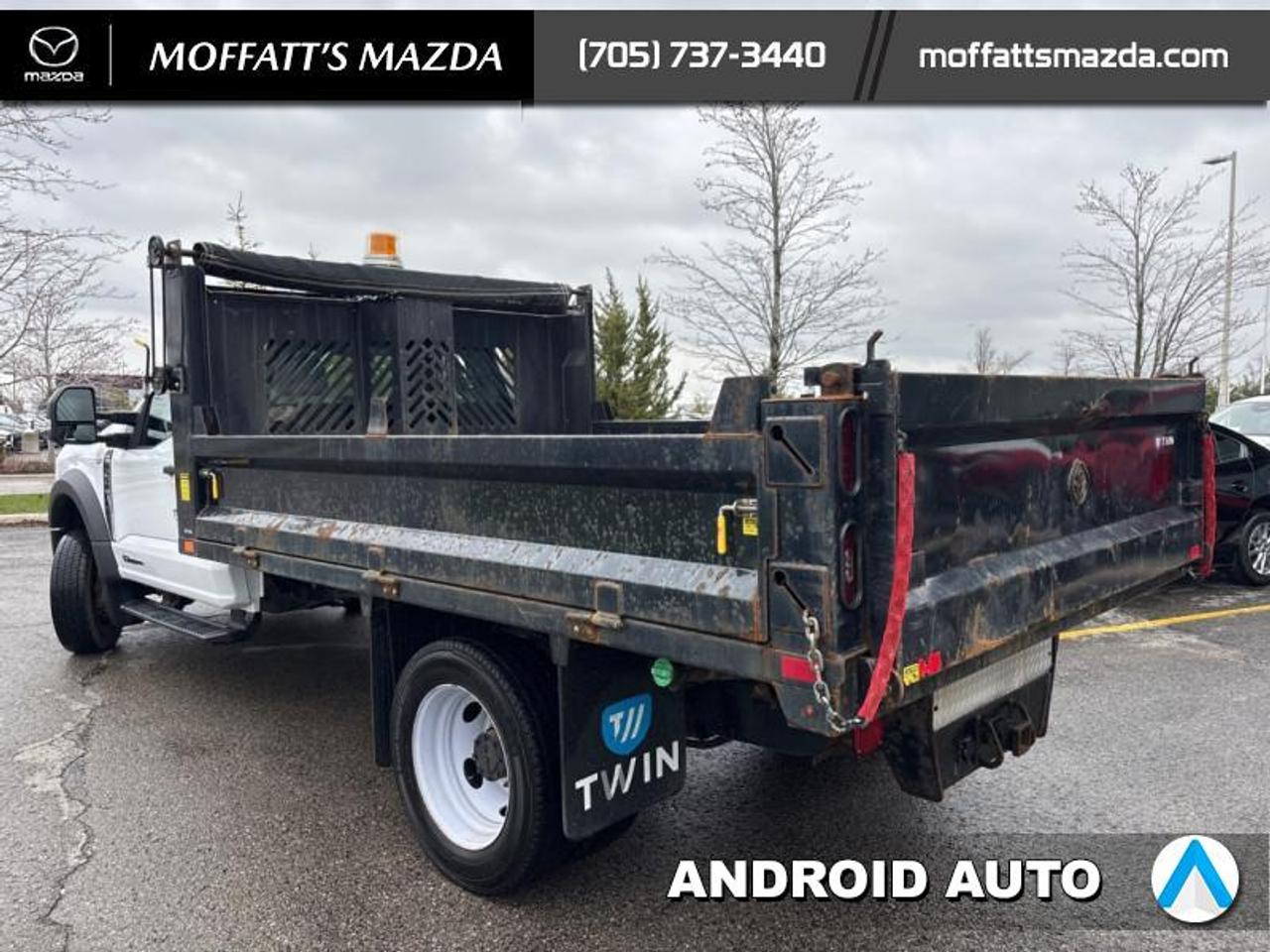 2023 Ford SUPER DUTY F-550 DRW XL Photo