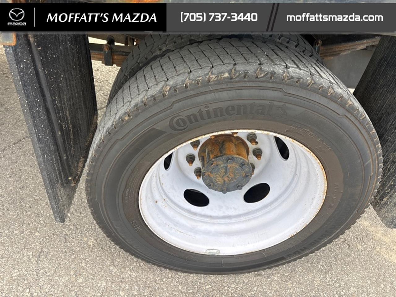 2023 Ford SUPER DUTY F-550 DRW XL Photo