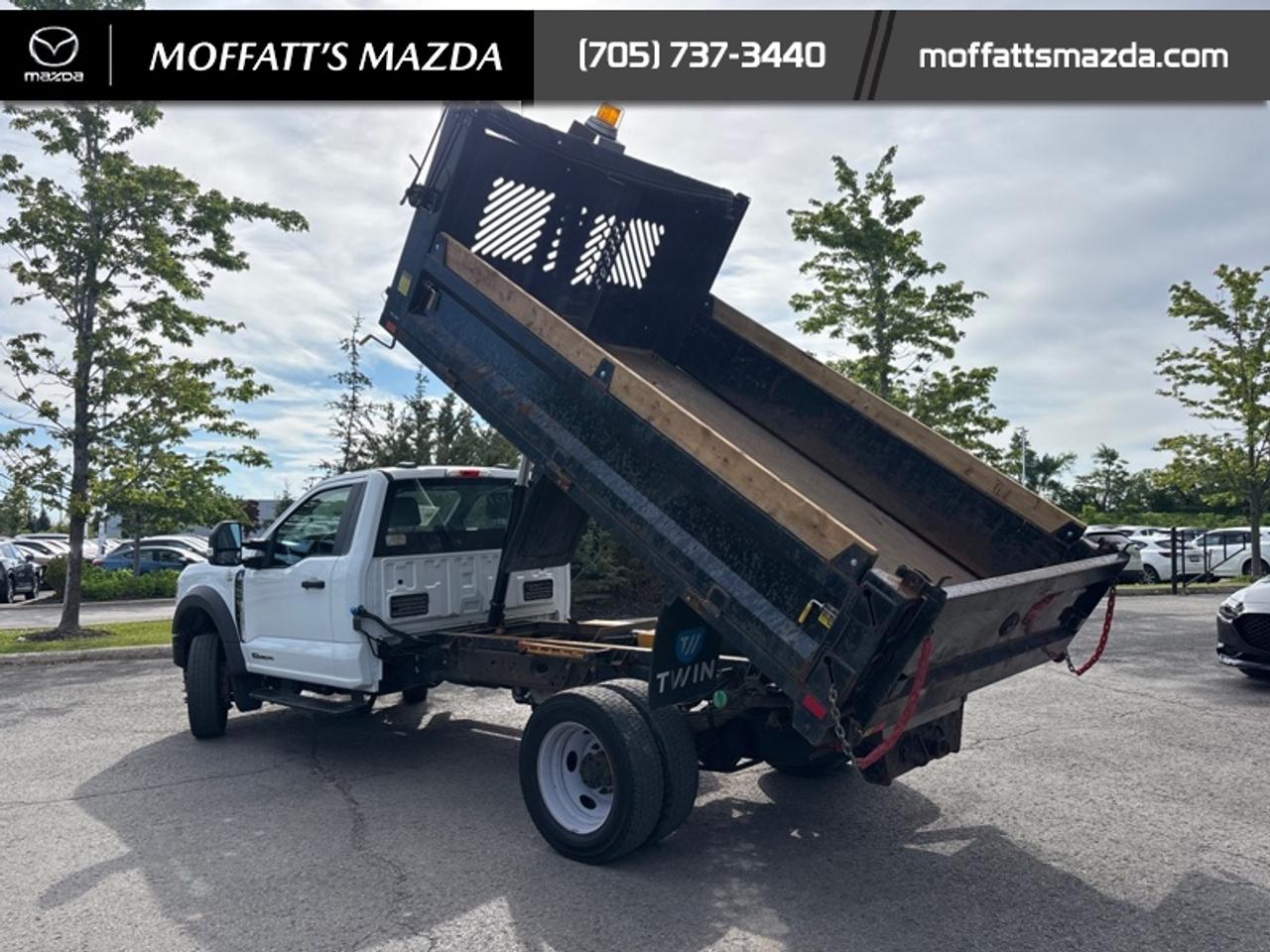 2023 Ford SUPER DUTY F-550 DRW XL Photo