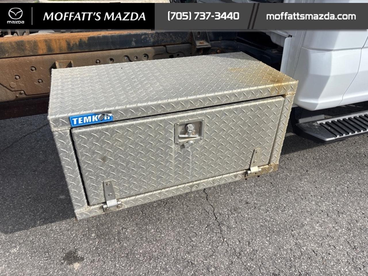 2023 Ford SUPER DUTY F-550 DRW XL Photo