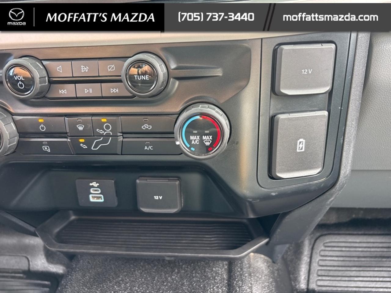 2023 Ford SUPER DUTY F-550 DRW XL Photo