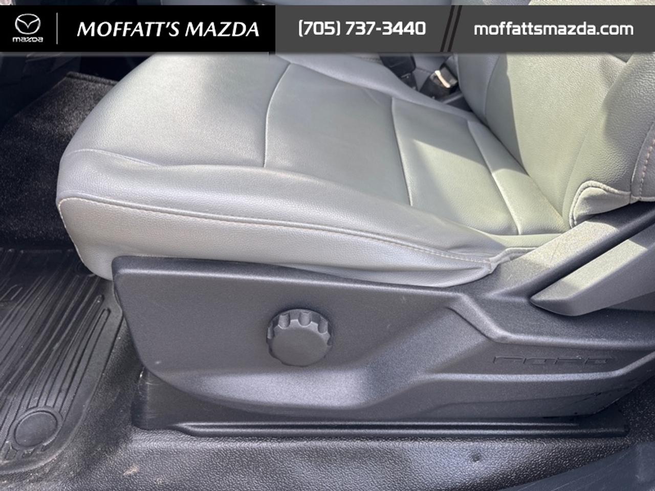 2023 Ford SUPER DUTY F-550 DRW XL Photo