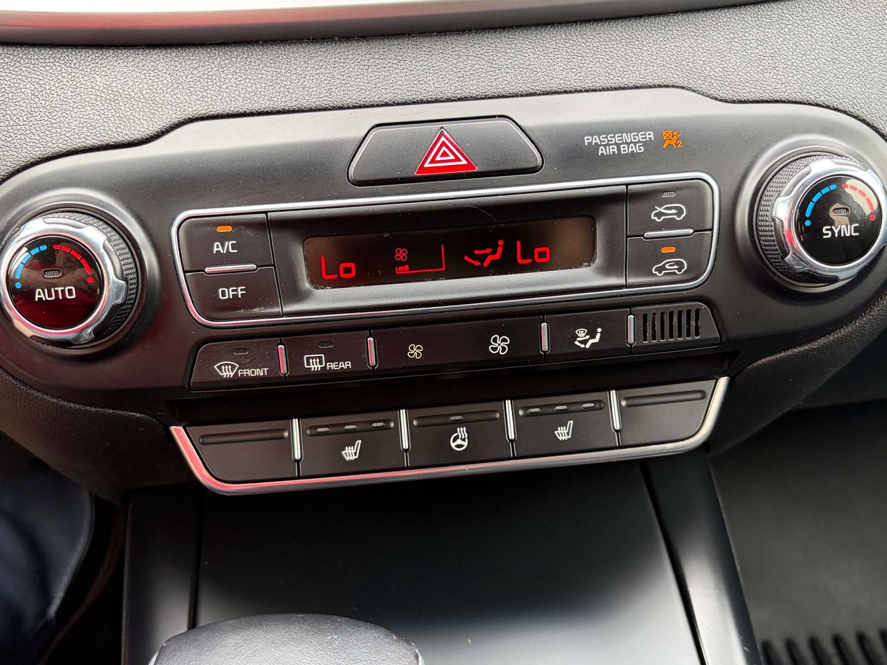 2020 Kia Sorento LX   AWD  CALL BELLEVILLE 613-961-8848 Photo