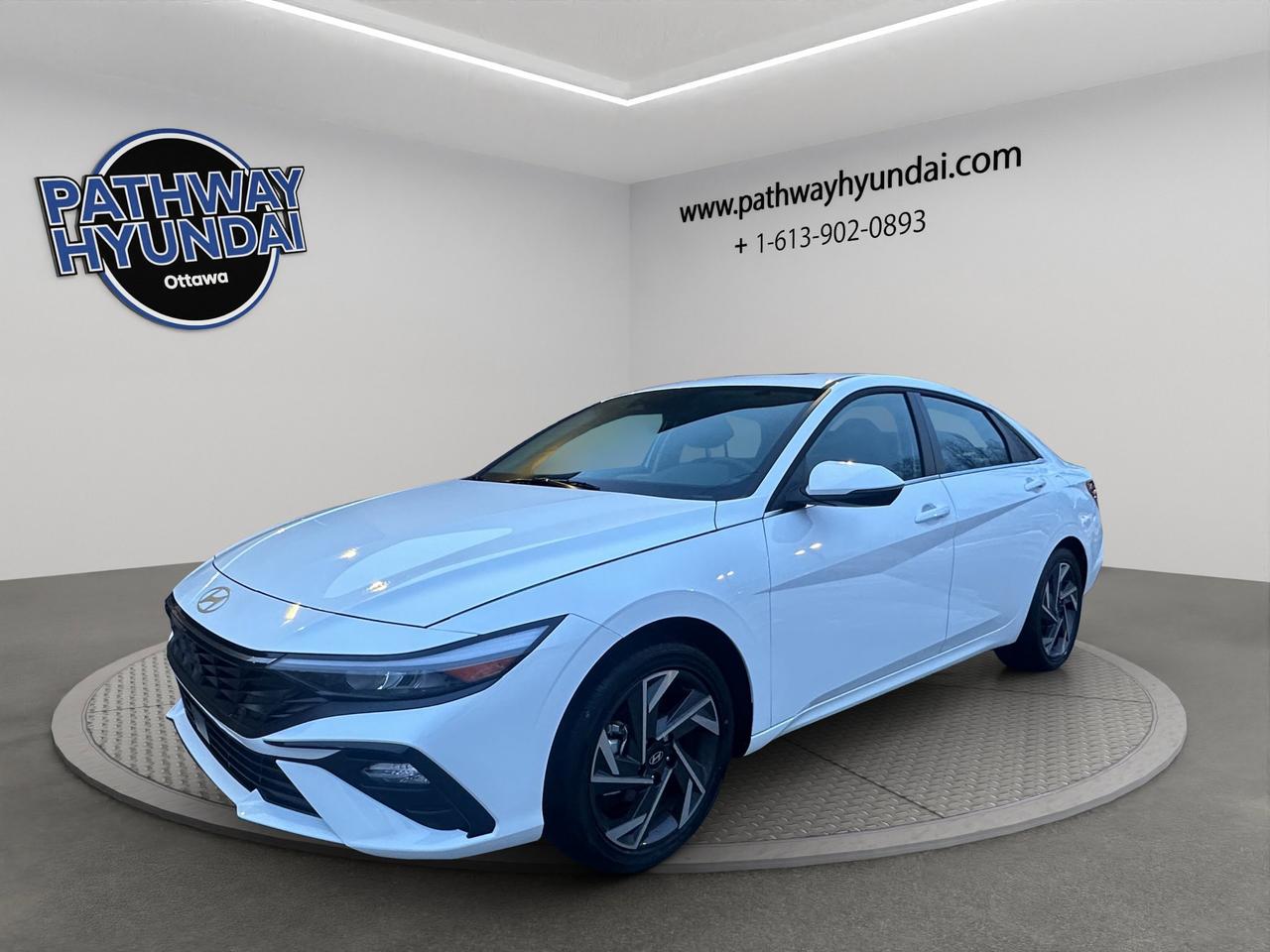 2026 Hyundai Elantra Hybrid Luxury Photo