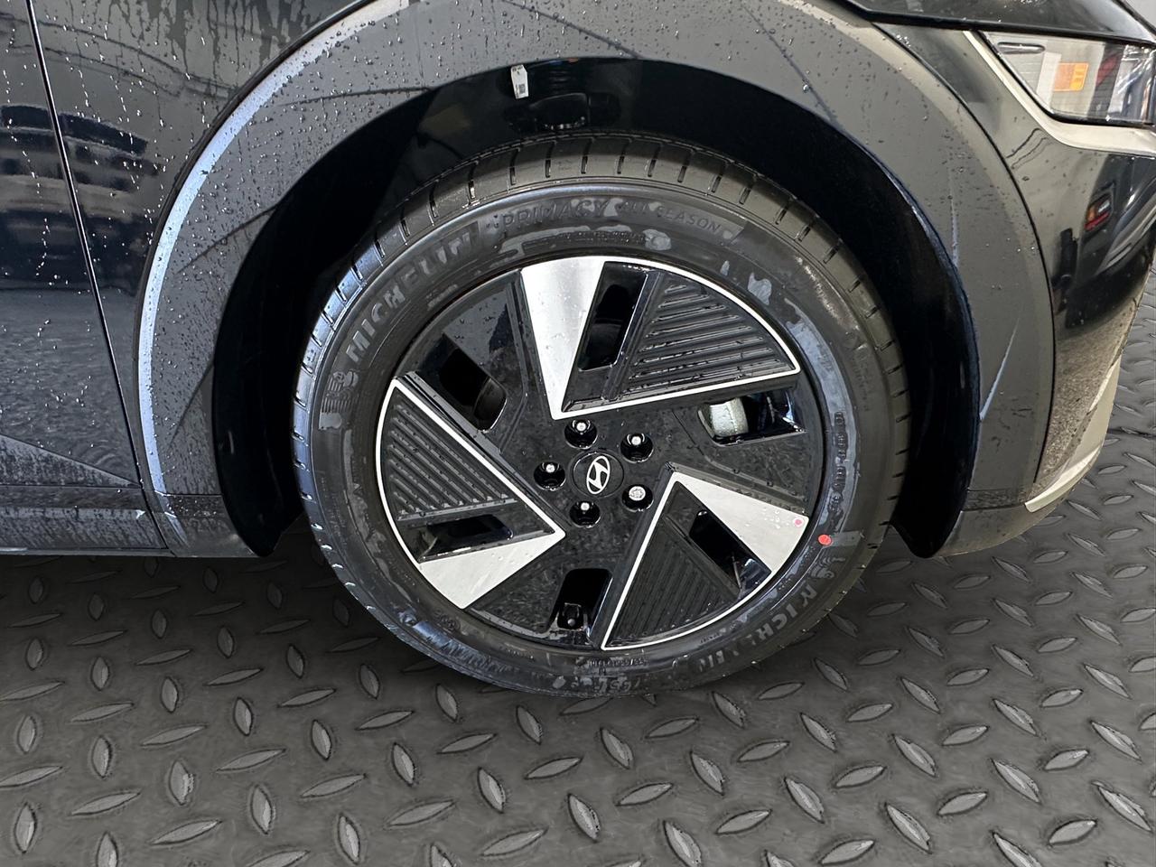 2026 Hyundai IONIQ 5 Preferred Photo