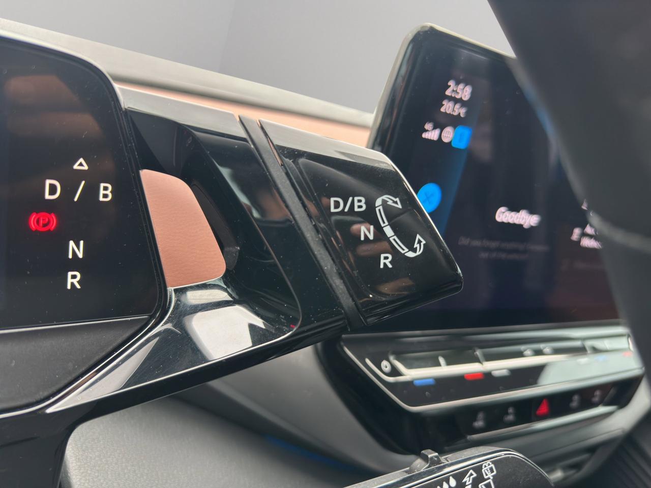 2022 Volkswagen ID.4 Pro S AWD Photo