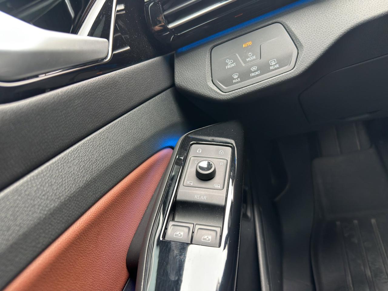 2022 Volkswagen ID.4 Pro S AWD Photo