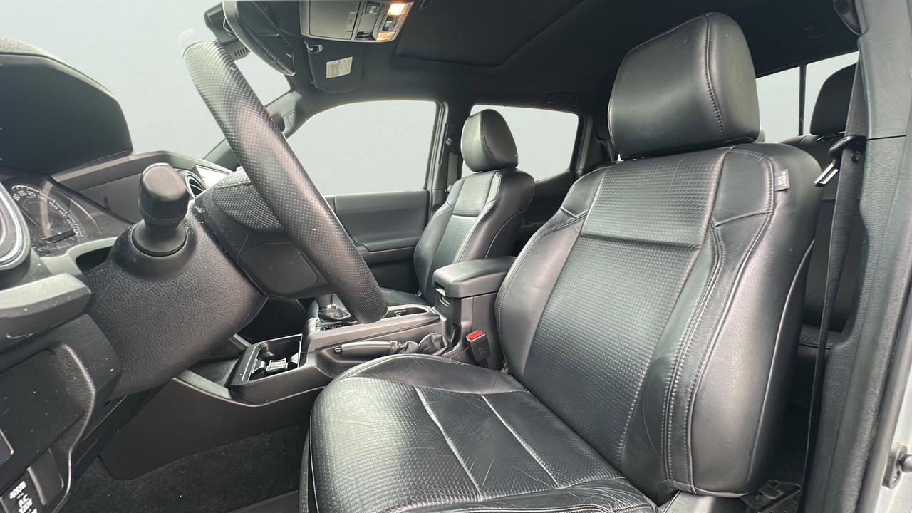 2021 Toyota Tacoma V6 Photo