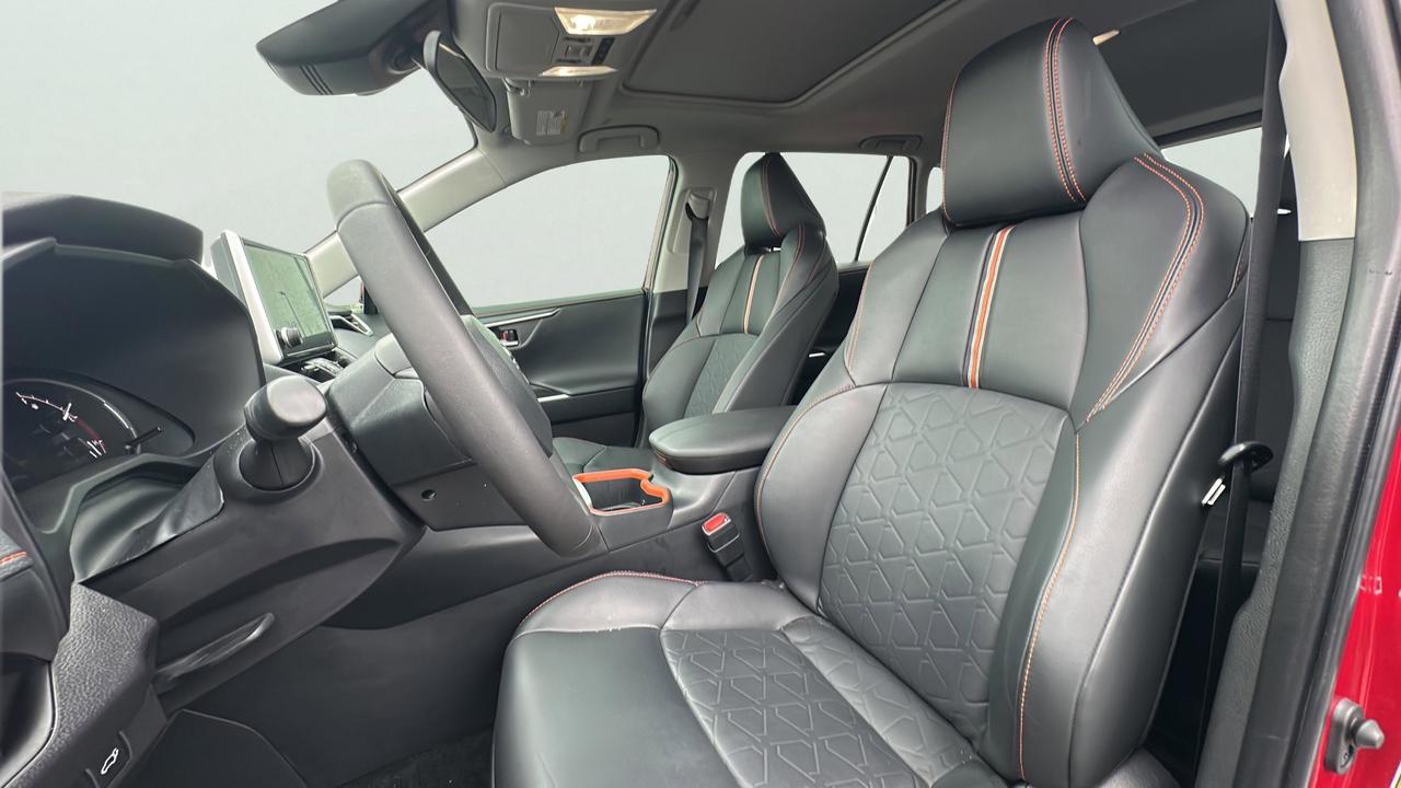 2025 Toyota RAV4 TRAIL AWD Photo