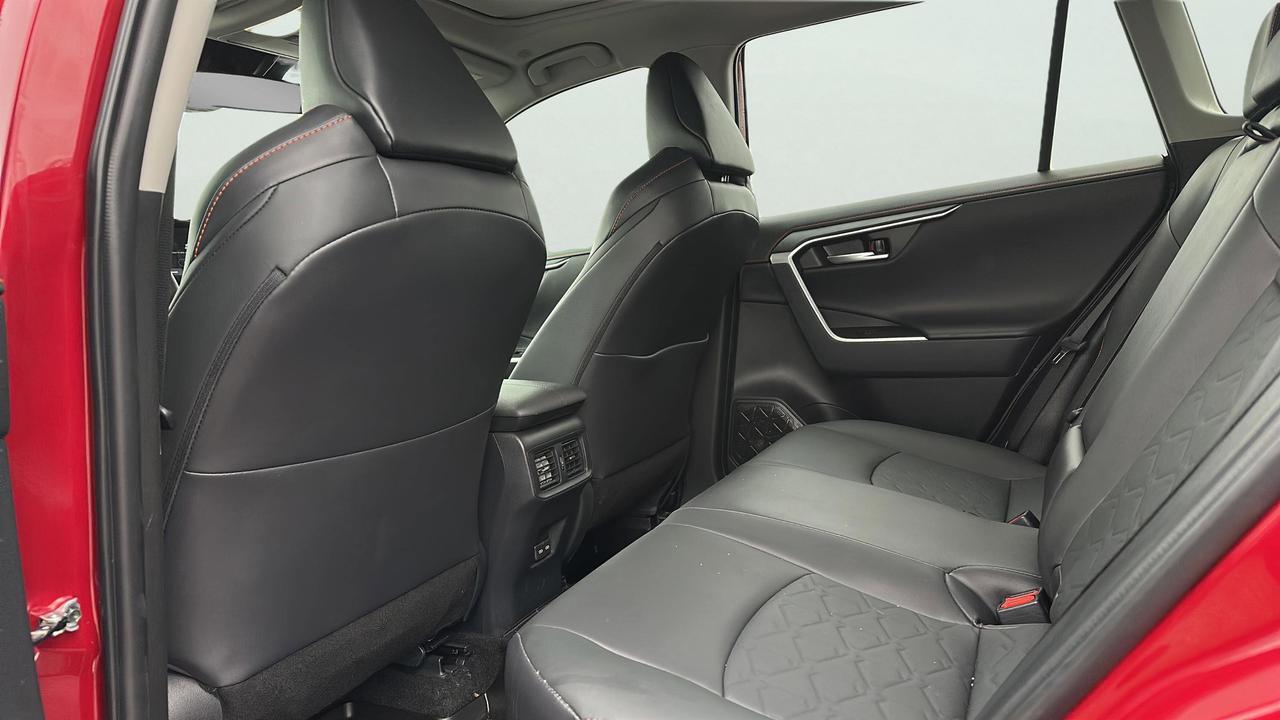 2025 Toyota RAV4 TRAIL AWD Photo