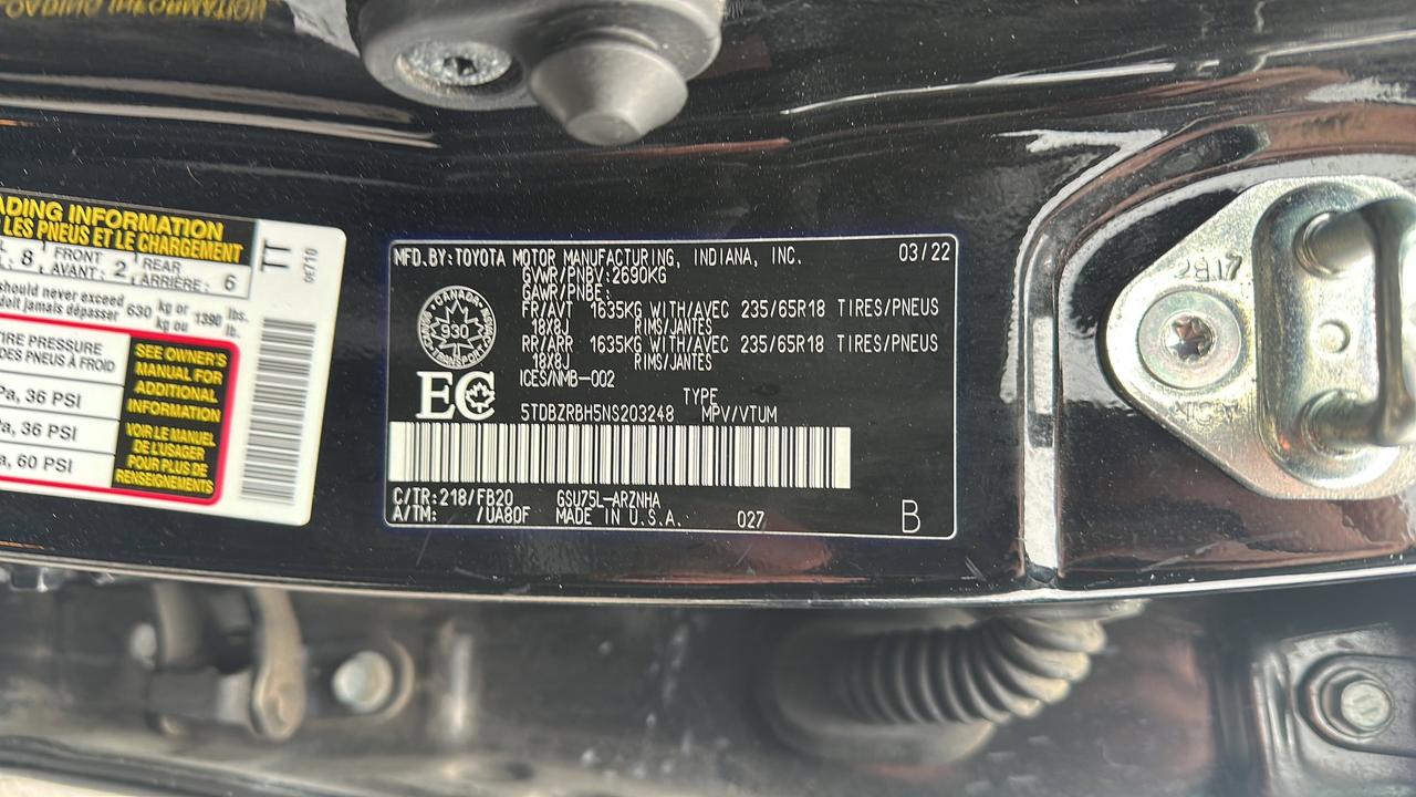 2022 Toyota Highlander LE AWD Photo