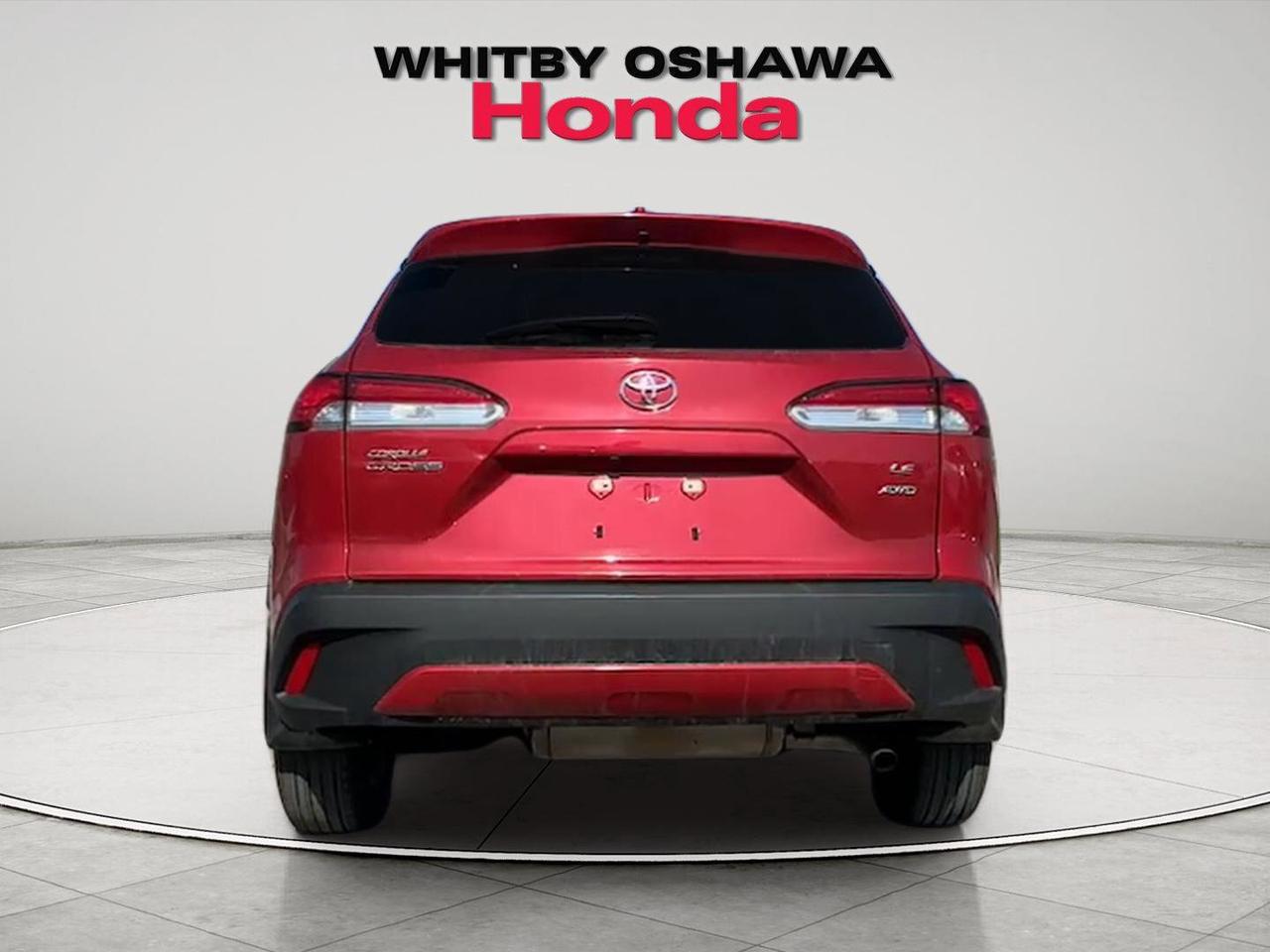 2024 Toyota Corolla Cross LE AWD Photo