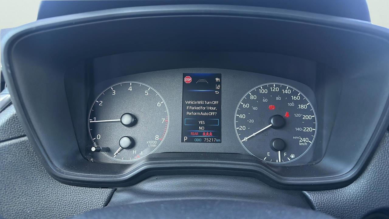 2024 Toyota Corolla Cross LE AWD Photo