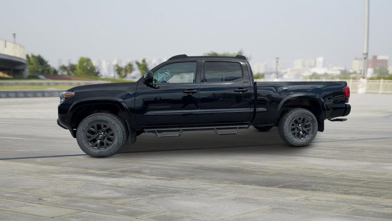 2023 Toyota Tacoma V6 Photo