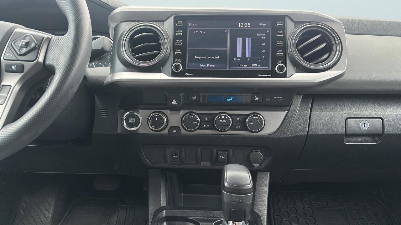 2023 Toyota Tacoma V6 Photo