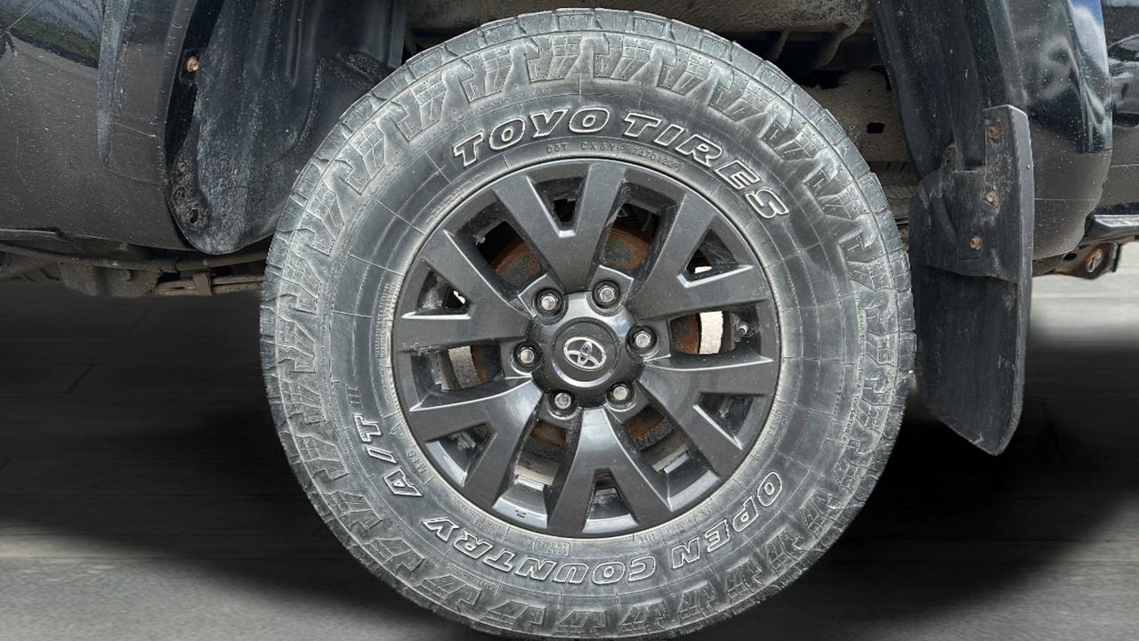 2023 Toyota Tacoma V6 Photo