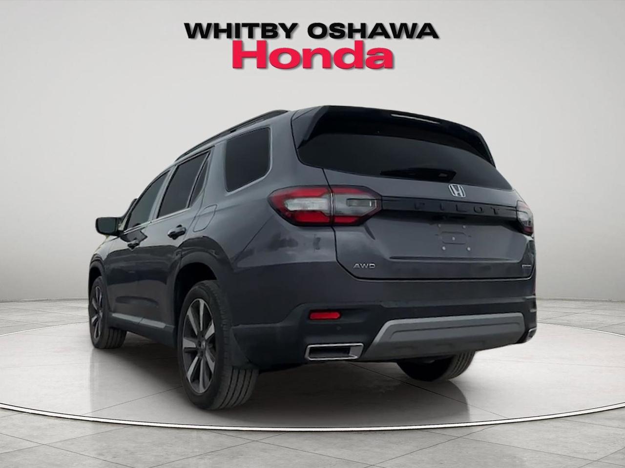 2025 Honda Pilot Touring AWD Photo