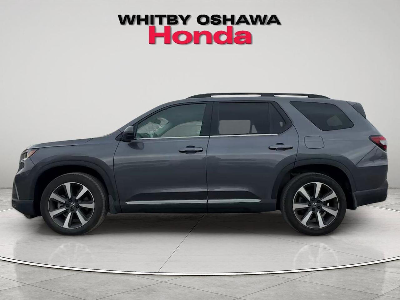 2025 Honda Pilot Touring AWD Photo