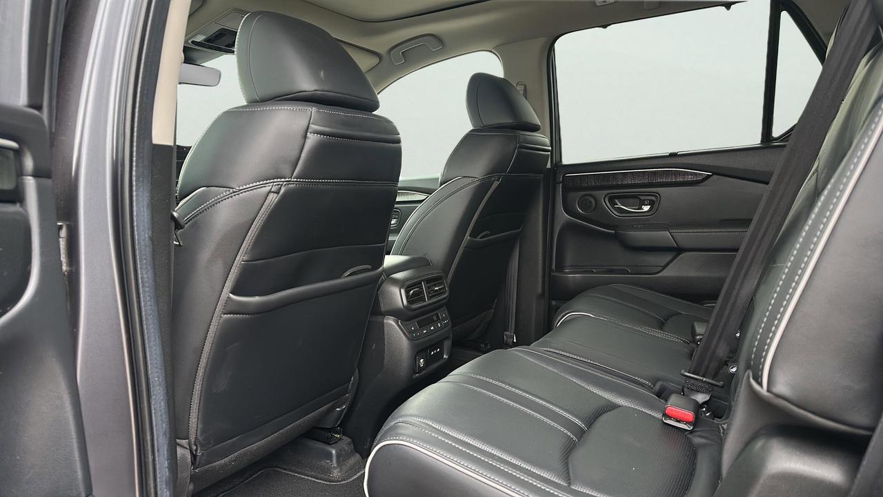 2025 Honda Pilot Touring AWD Photo