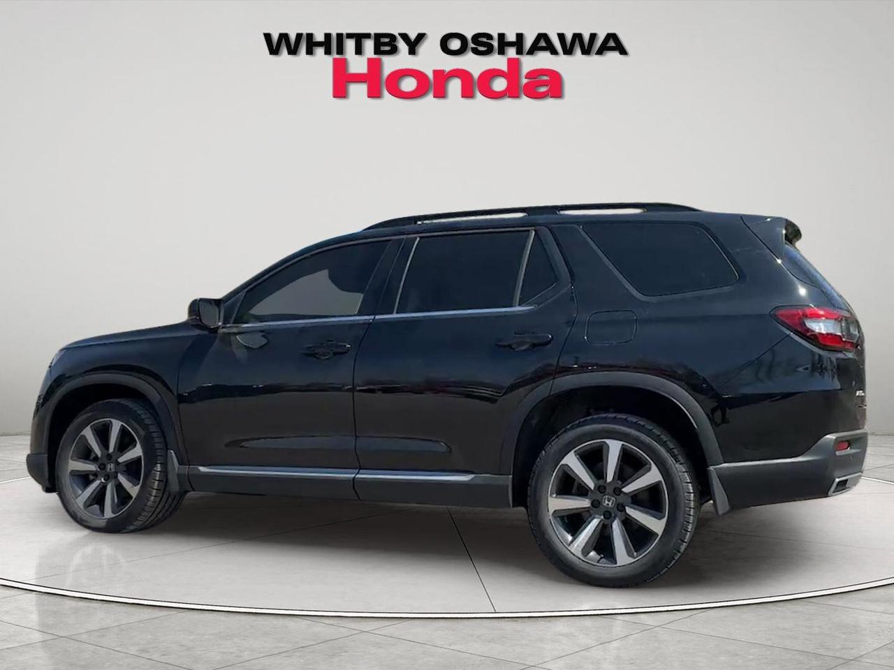 2023 Honda Pilot Touring AWD Photo