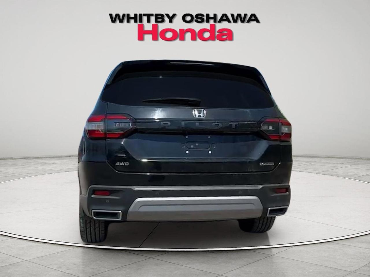 2023 Honda Pilot Touring AWD Photo