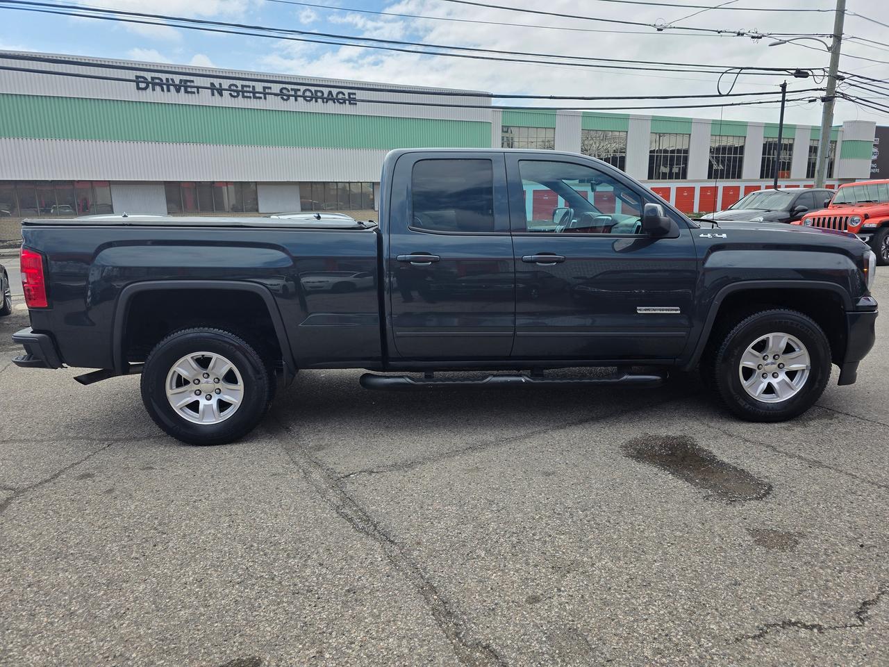 2018 GMC Sierra 1500 4WD SLE Photo
