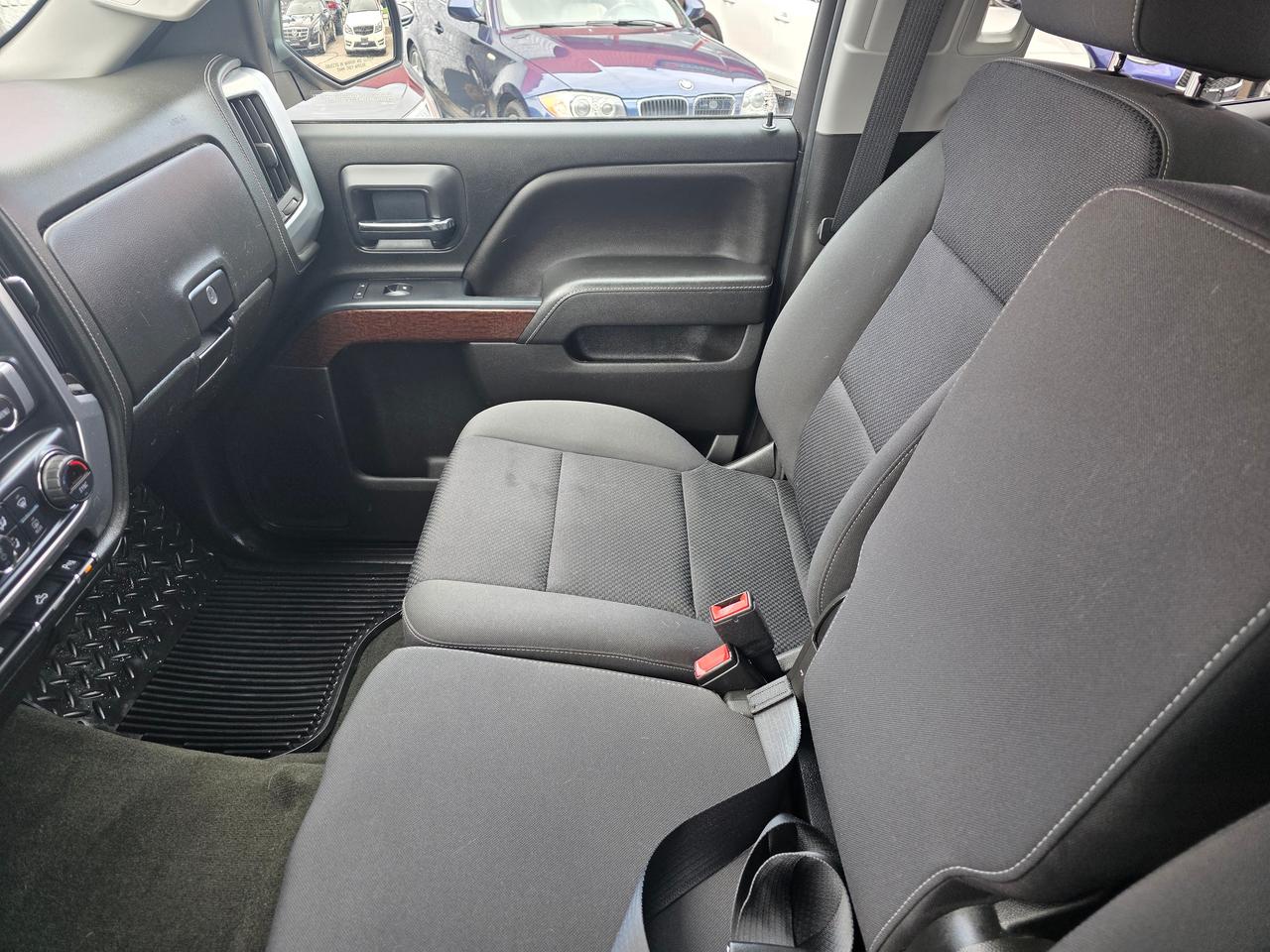 2018 GMC Sierra 1500 4WD SLE Photo