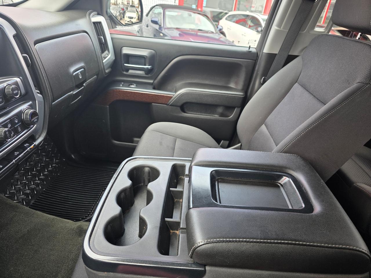 2018 GMC Sierra 1500 4WD SLE Photo