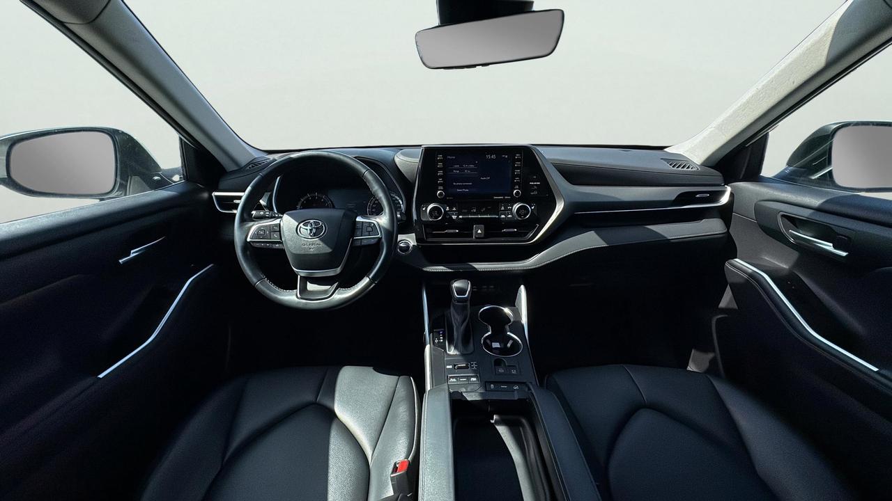 2022 Toyota Highlander XLE AWD Photo
