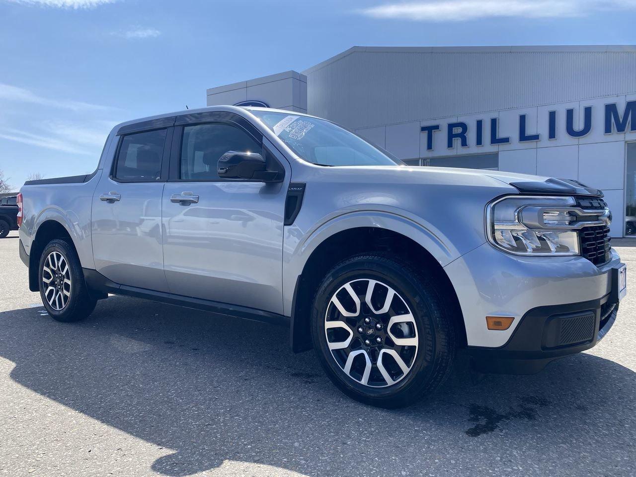 2024 Ford Maverick Lariat Photo0
