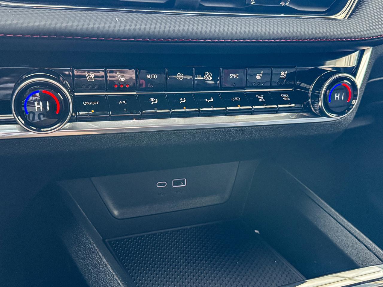 2026 Chevrolet Equinox AWD RS Photo