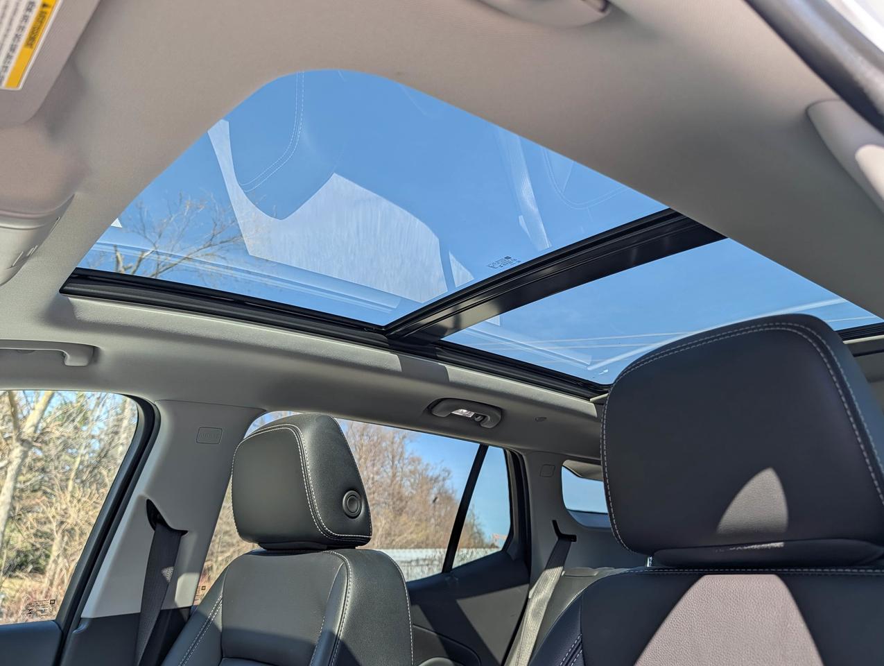 2024 GMC Terrain SLT Photo
