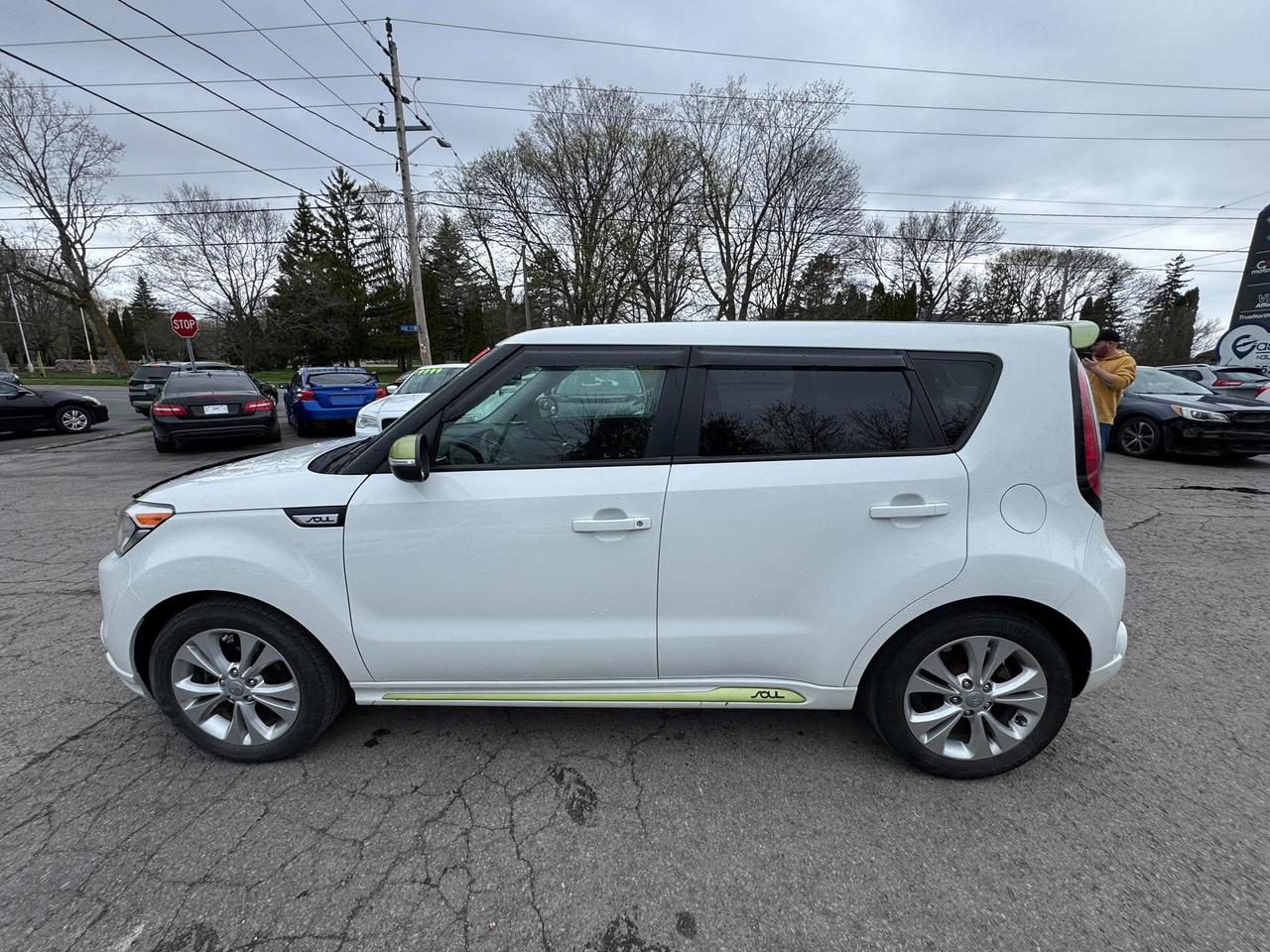 2016 Kia Soul EX+ Eco Photo