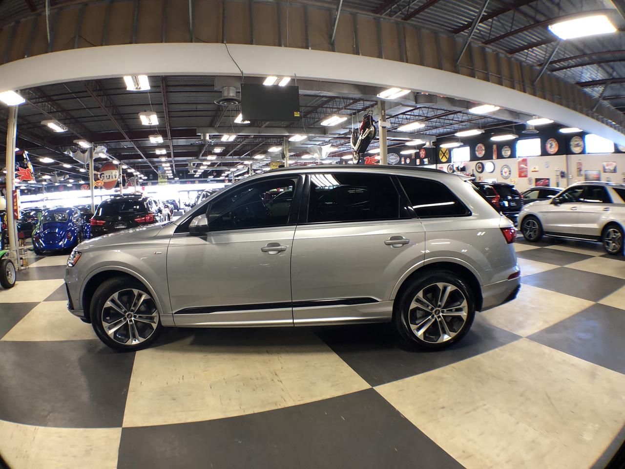 2022 Audi Q7 PROGRESSIV AWD 7 PASS NAV LEATHER PAN/ROOF B/SPOT Photo3