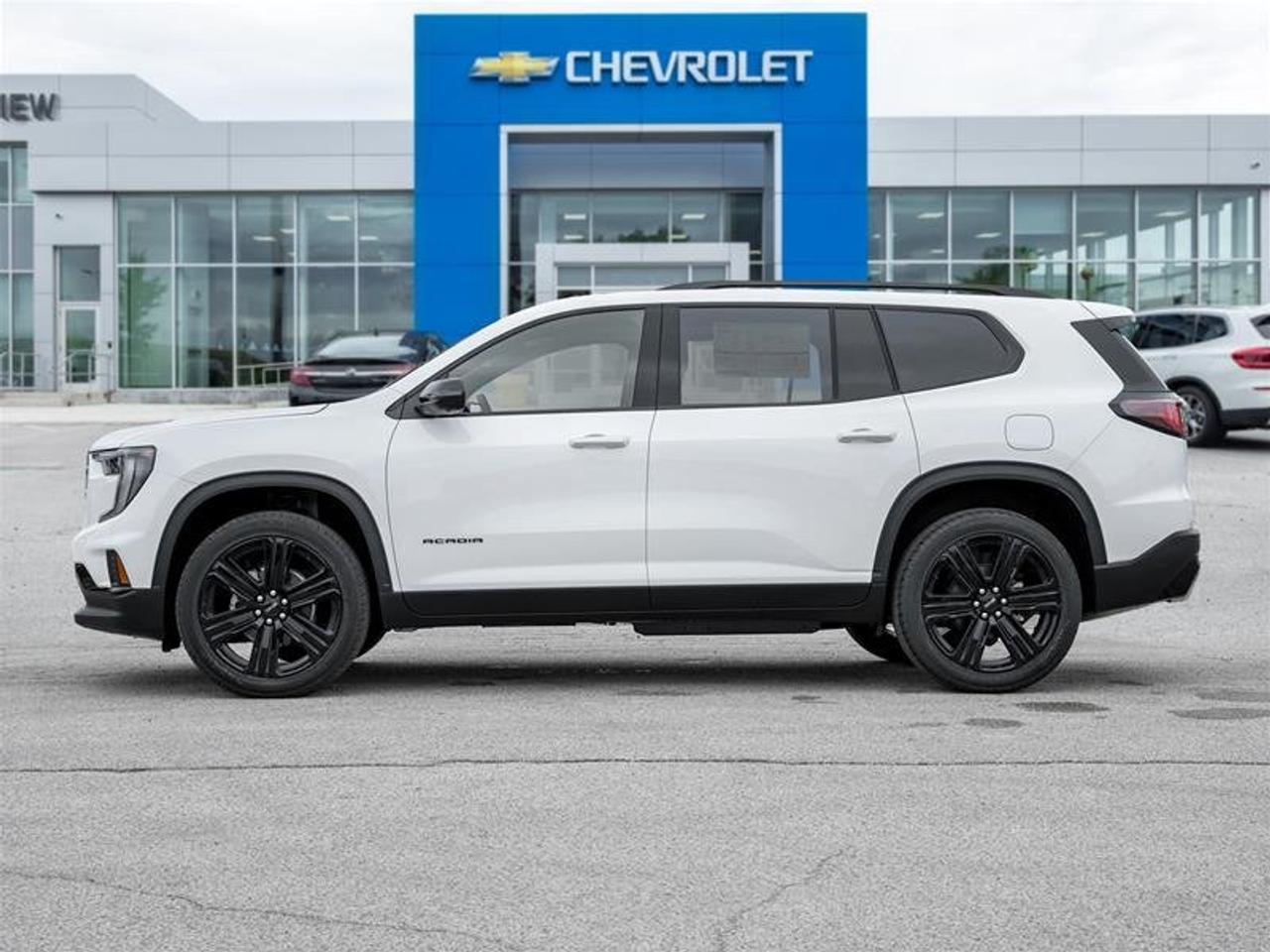 2026 GMC Acadia ELEVATION Photo2