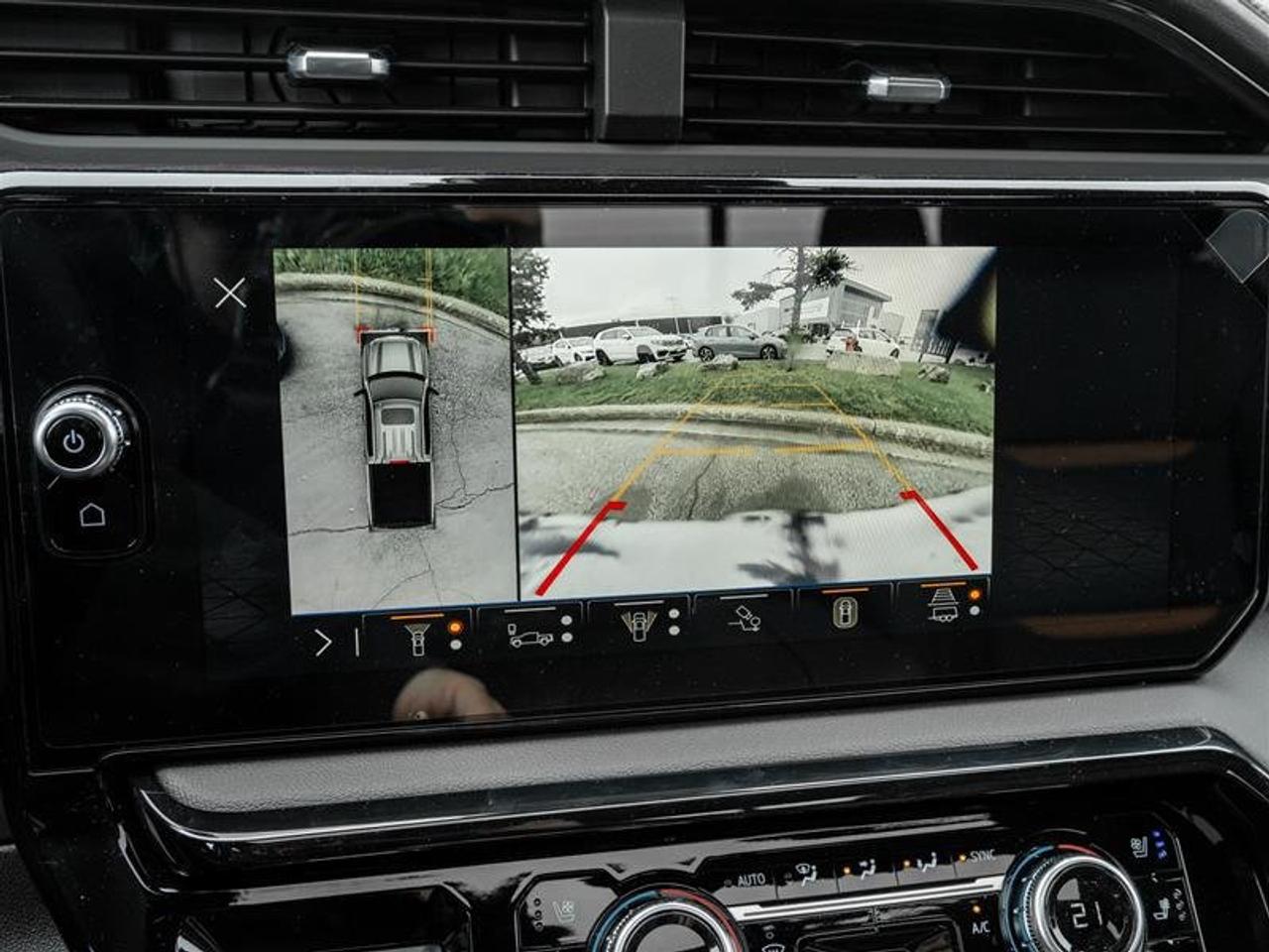 2026 GMC Sierra 1500 Crew Cab Short Box 4-Wheel Drive AT4 Photo2