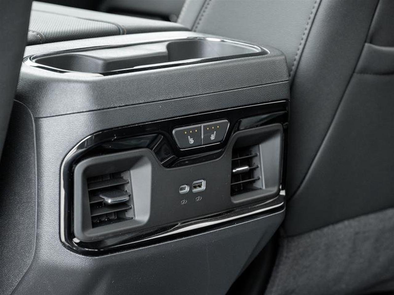 2026 GMC Sierra 1500 Crew Cab Short Box 4-Wheel Drive AT4 Photo