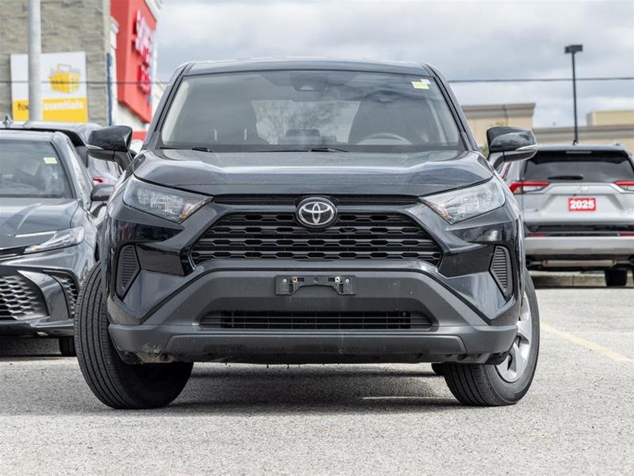 2022 Toyota RAV4 LE FWD Heated Seats| Backup Cam| AWD| LE Photo