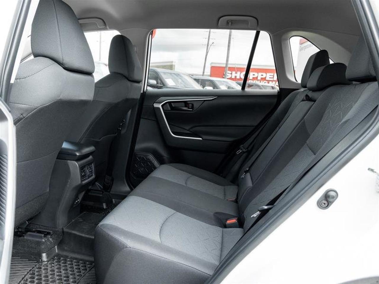 2025 Toyota RAV4 LE AWD Heated Seats| Backup Cam| Apple Carplay| LE| AWD Photo