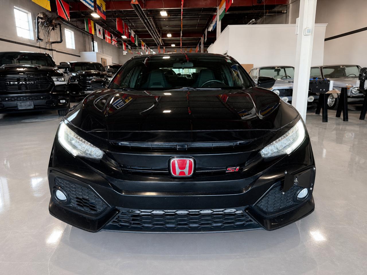 2017 Honda Civic Si/ Manual/ No accident/ Sunroof/Heated Seats Photo