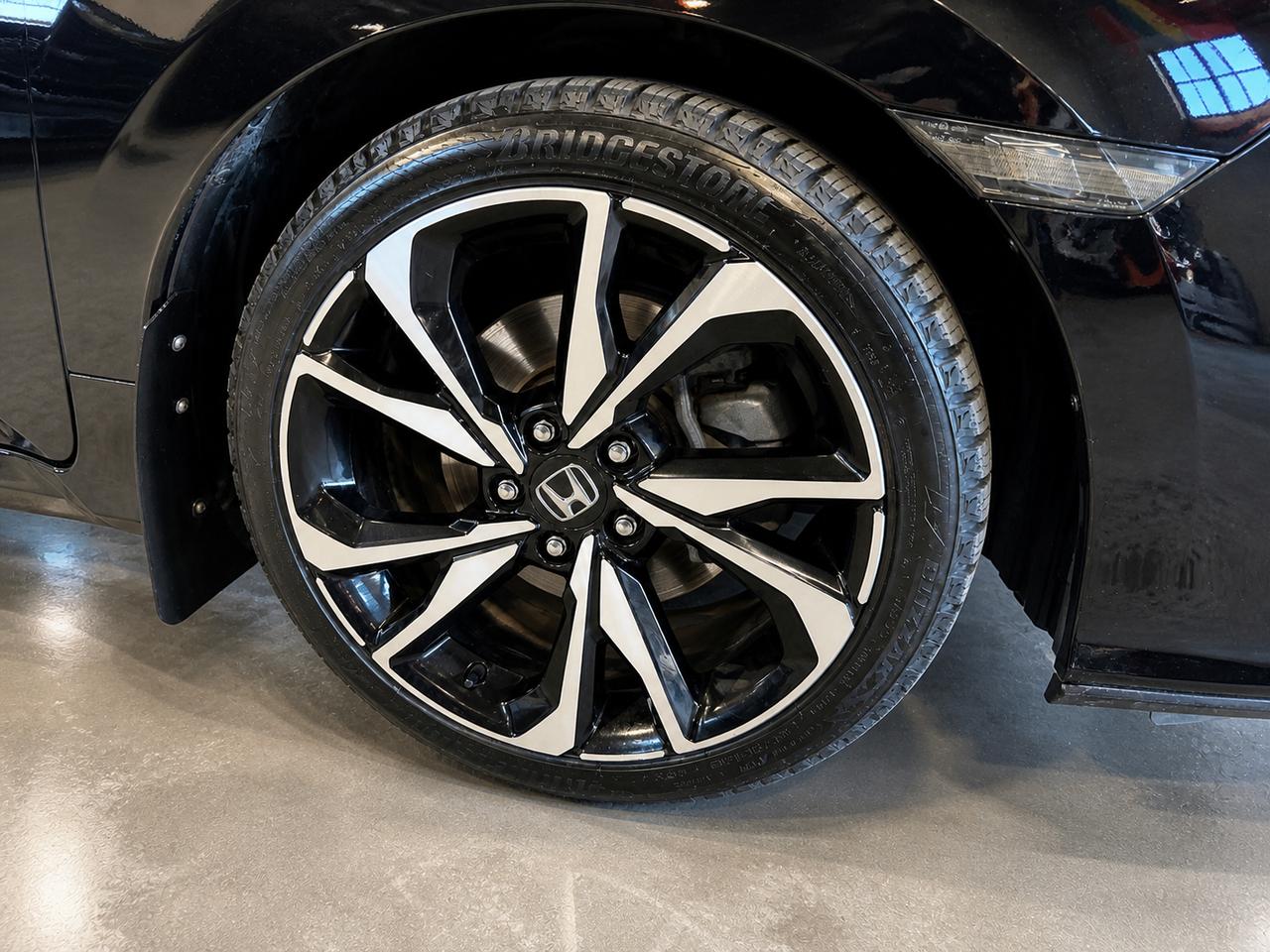 2017 Honda Civic Si/ Manual/ No accident/ Sunroof/Heated Seats Photo