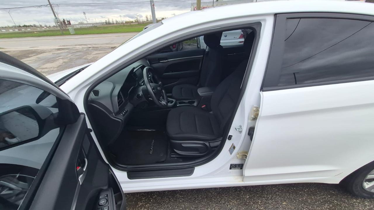 2020 Hyundai Elantra Preferred w/Sun & Safety Package, ONE OWNER, CERT Photo