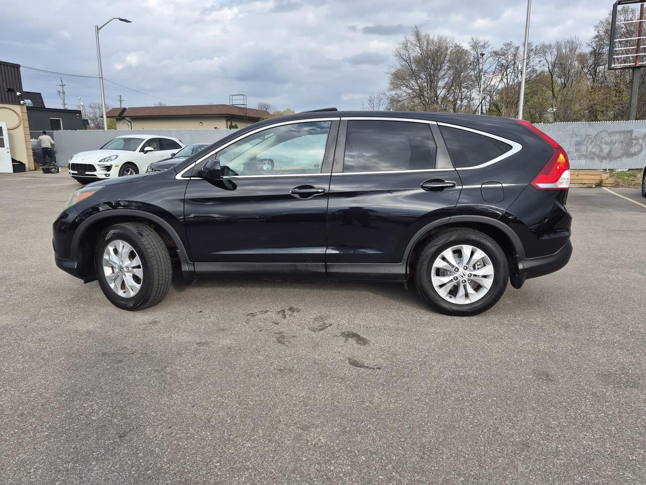 2014 Honda CR-V AUTO SAFETY SUNROOF HEATED SEATS BACKUP CAM B-T Photo