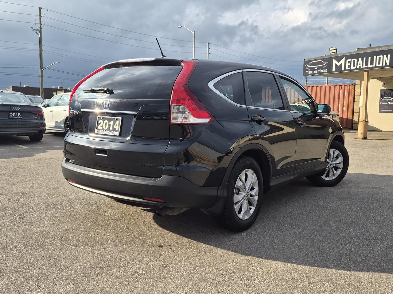 2014 Honda CR-V AUTO SAFETY SUNROOF HEATED SEATS BACKUP CAM B-T Photo4