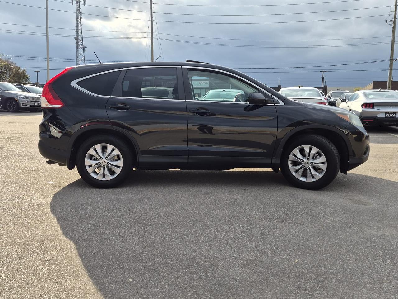 2014 Honda CR-V AUTO SAFETY SUNROOF HEATED SEATS BACKUP CAM B-T Photo