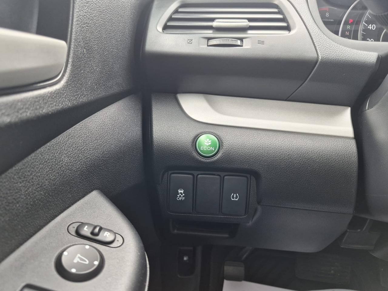 2014 Honda CR-V AUTO SAFETY SUNROOF HEATED SEATS BACKUP CAM B-T Photo